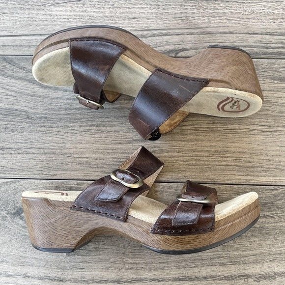 Dansko Sophie Sandals Women 8.5 39 Brown Leather Wedge Buckle Strap Slide Shoes - Picture 7 of 14